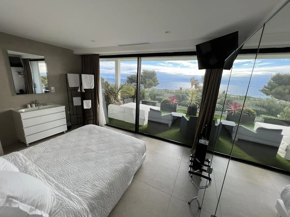 Villa Miami Les Issambres 5*,  Fransa